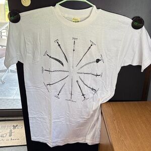 Highlander White Sword Graphic Tee L never worn